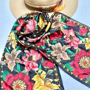 Beautiful SILK romantic floral boho scarf/wrap w southwestern country vibe